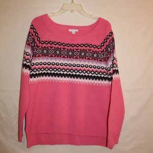 ***DONATING SOON!*** Women's winter sweater